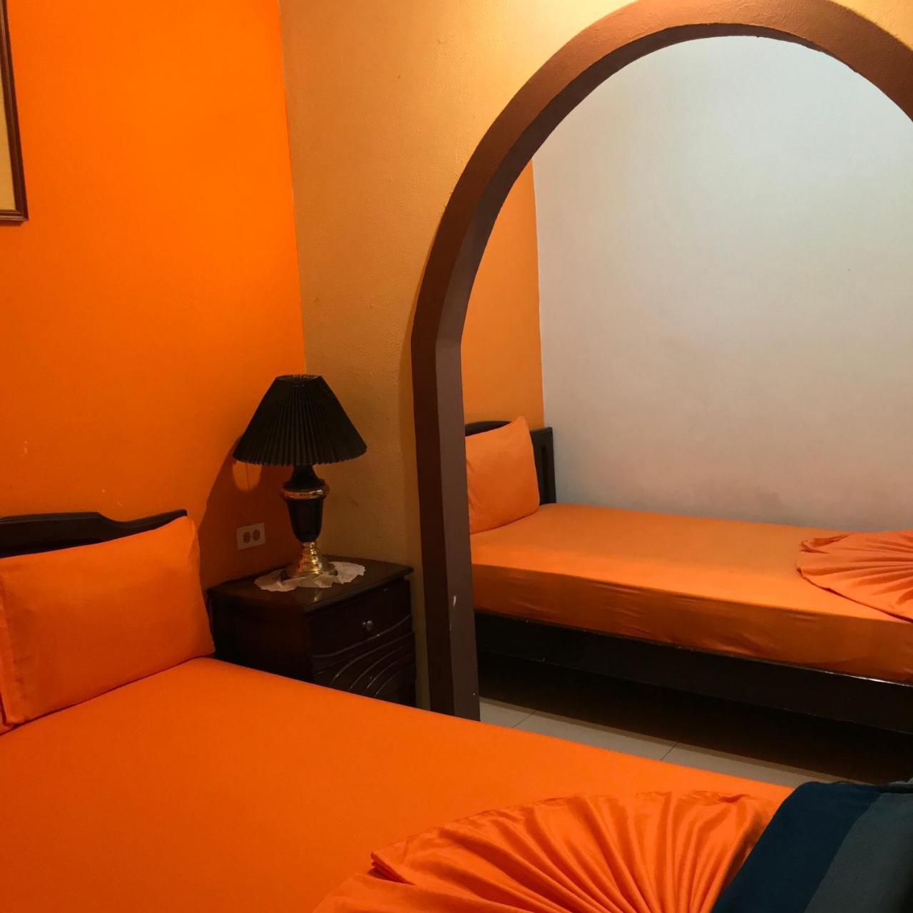 Hostal Puerto Azul Manta Exterior foto